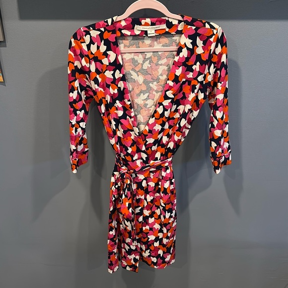 DIANE von FURSTENBERG | EUC New ‘Julian Two’ Cotton/Silk Wrap Dress sz 2 - Picture 1 of 6